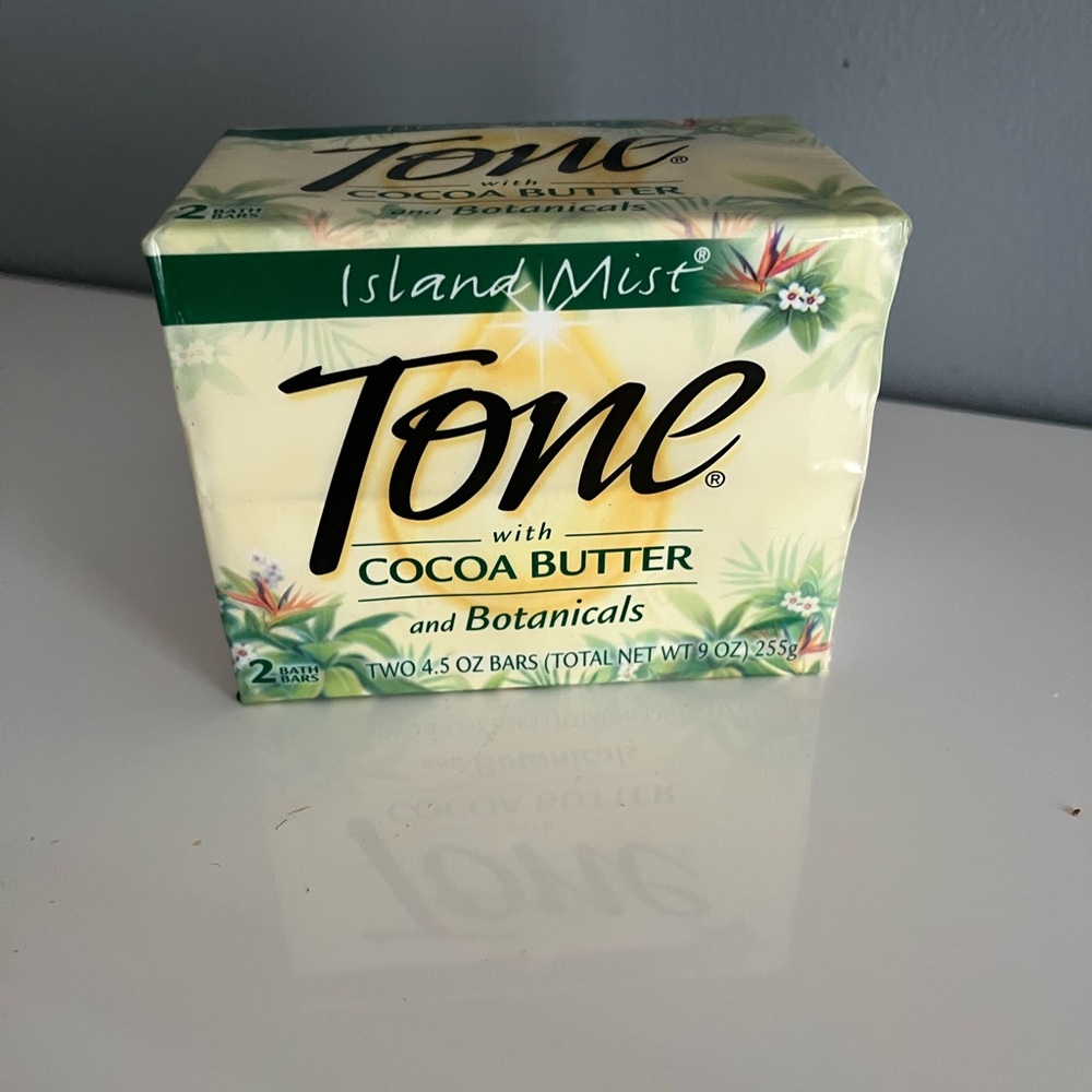 Tone island mist with cocoa butter 2 bath bars
